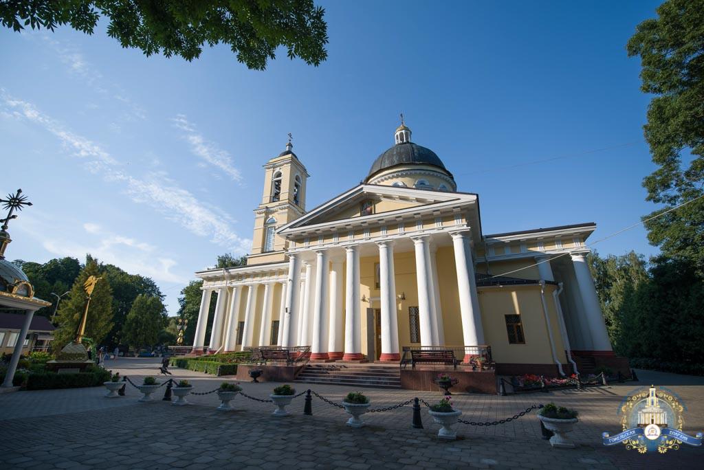 свято петро павловский кафедральный собор. Смотреть фото свято петро павловский кафедральный собор. Смотреть картинку свято петро павловский кафедральный собор. Картинка про свято петро павловский кафедральный собор. Фото свято петро павловский кафедральный собор