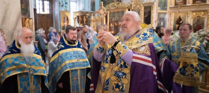 Молебен с акафистом Успению Пресвятой Богородицы и молитвой за белорусский народ